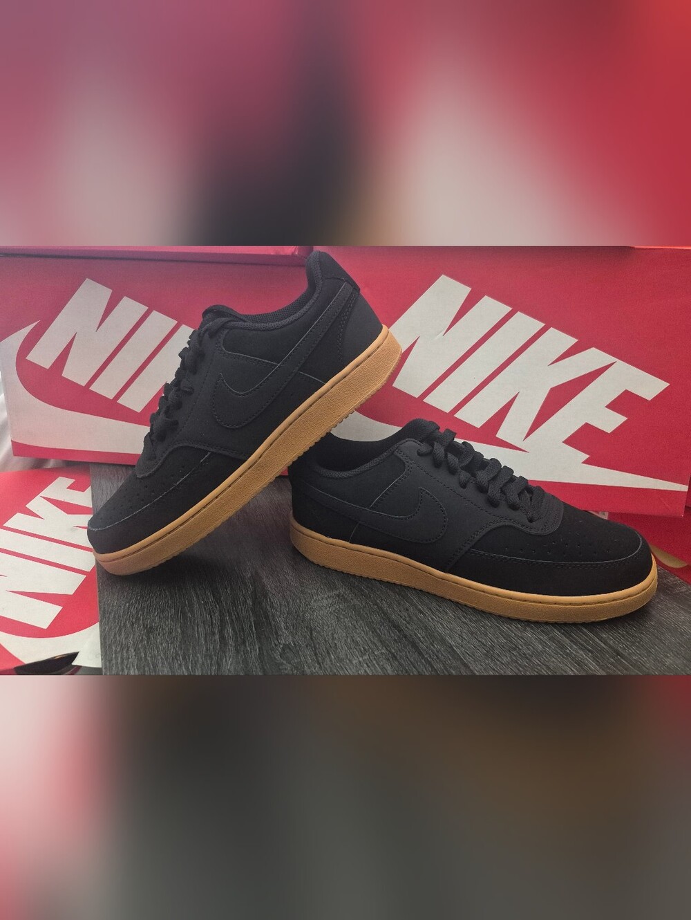 Nike Men’s Black Low-Top Sneakers with Gum Outsole